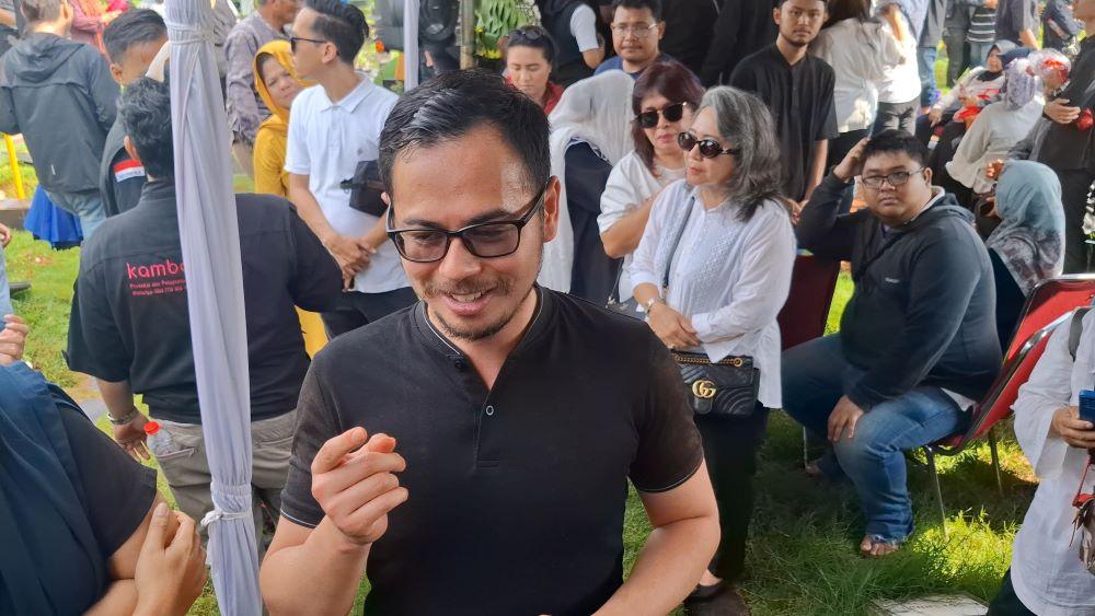 Surya Bangga Ray Sahetapy Tak Pernah Malu Punya Anak Tuli