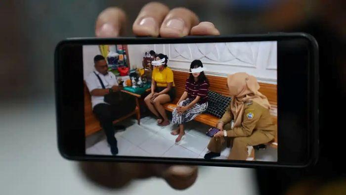 Tiba-tiba Huni Rumah Kosong di Pontianak, 2 Perempuan Asal Sumut Nyaris Dijual ke Cina