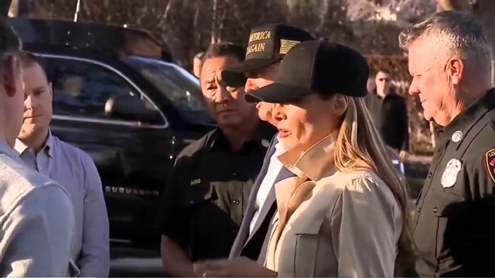 TRUMP-MELANIA-KE-LOS-ANGELES.jpg