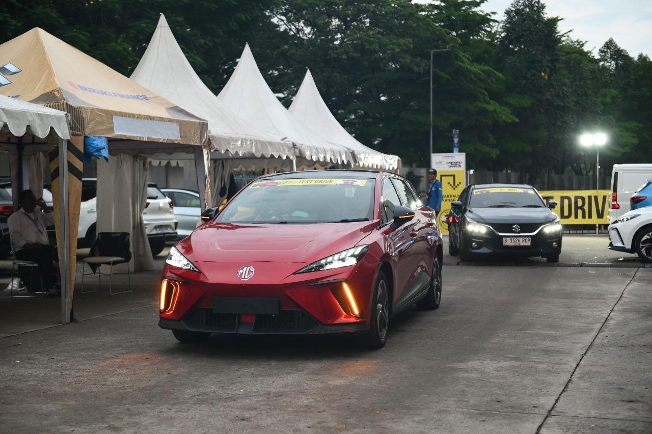 Test-drive-kendaraan-baru-bisa-dilakukan-di-GJAW-2024.jpg