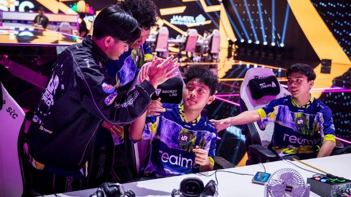 Tim-asal-Indonesia-saat-berlaga-di-Esports-World-Cup-Free-Fire-2025.jpg