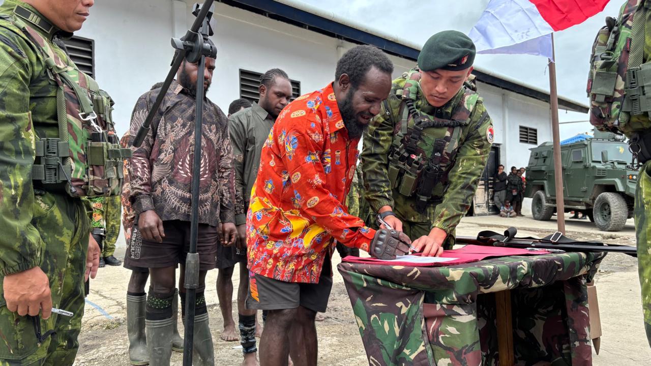 7 Eks Anggota TPNPB OPM Kodap Sinak Nyatakan Ikrar Setia Kembali ke NKRI