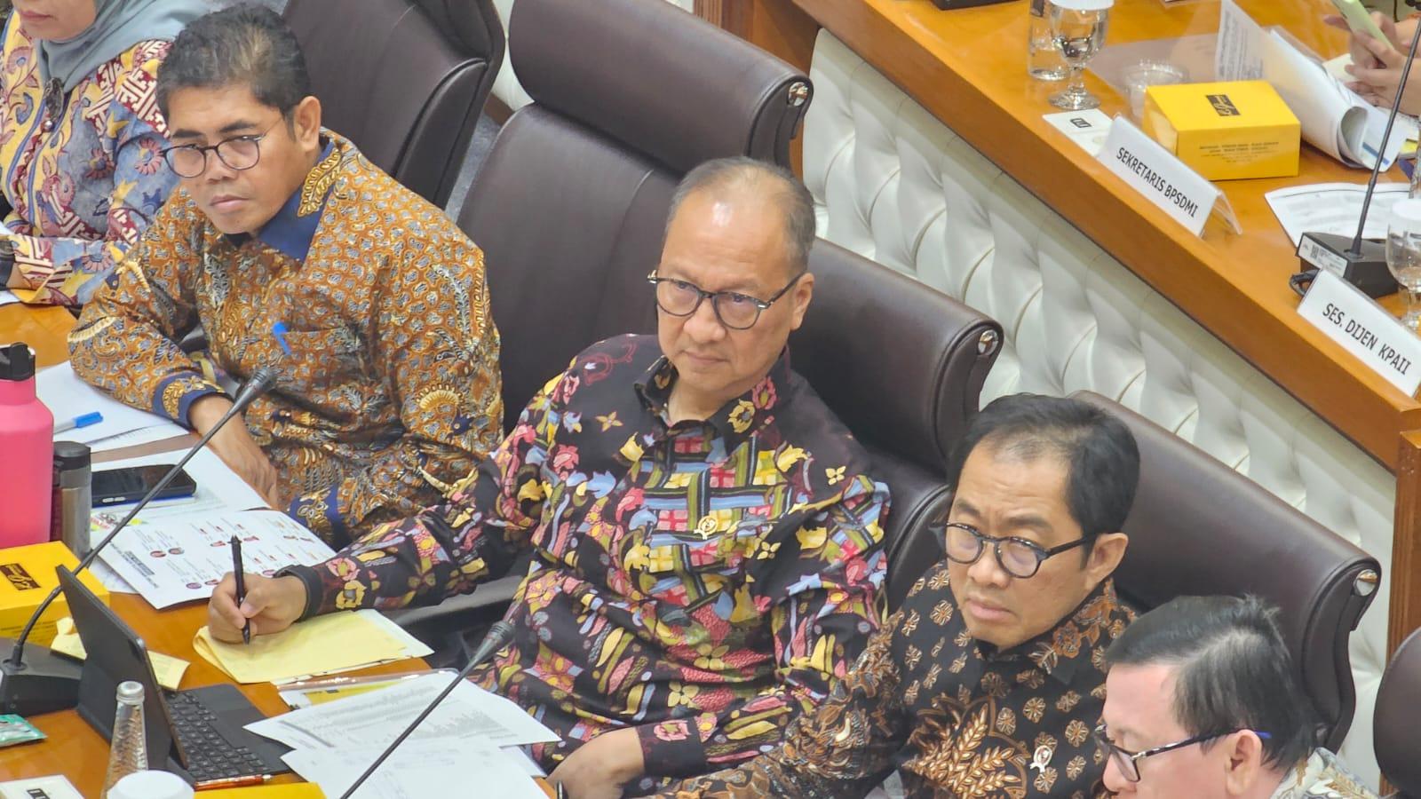 USUL-TAMBAHAN-ANGGARAN-Menteri-Perindustrian-Menperin-Agus-Gumiwang.jpg