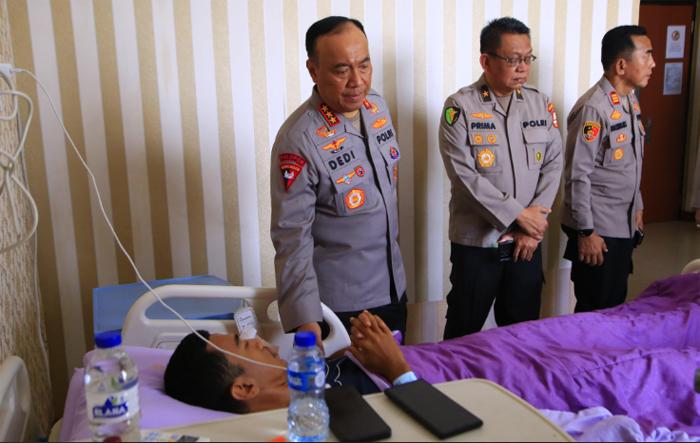 Wakapolri Komjen Dedi Prasetyo ke RS Polri, Jenguk 9 Pasien Korban Ricuh Unjuk Rasa di DPR