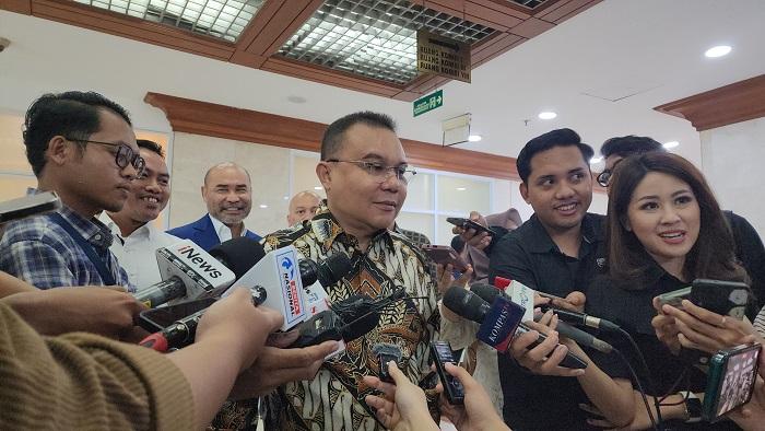 Gaya Pendekatan Sufmi Dasco Ahmad Disebut Oase Politik di Tengah Badai Kepentingan