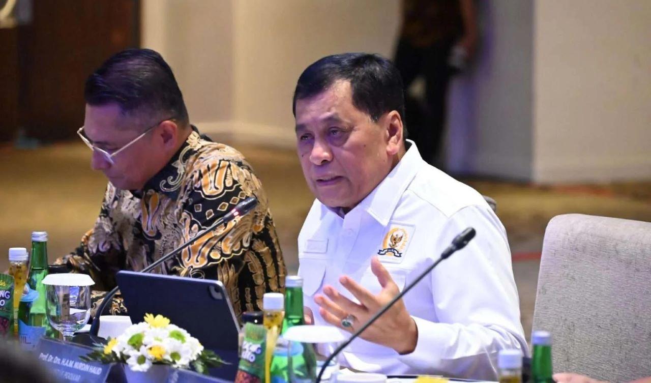 Wakil-Ketua-Komisi-VI-DPR-Nurdin-Halid-Kunjungan-Kerja-di-kilang-RDMP-Balikpapan.jpg