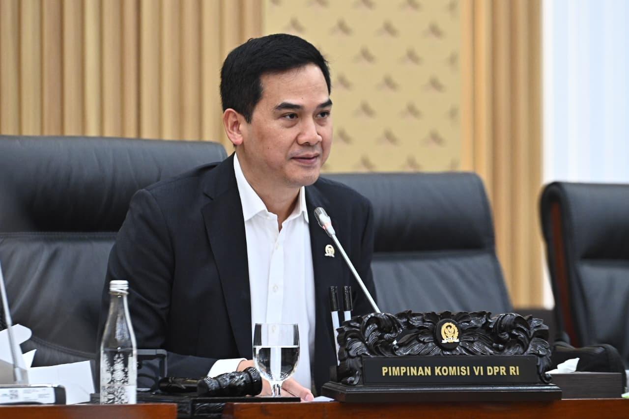 Komisi VI DPR RI  Dorong Kemandirian Industri Baja Nasional