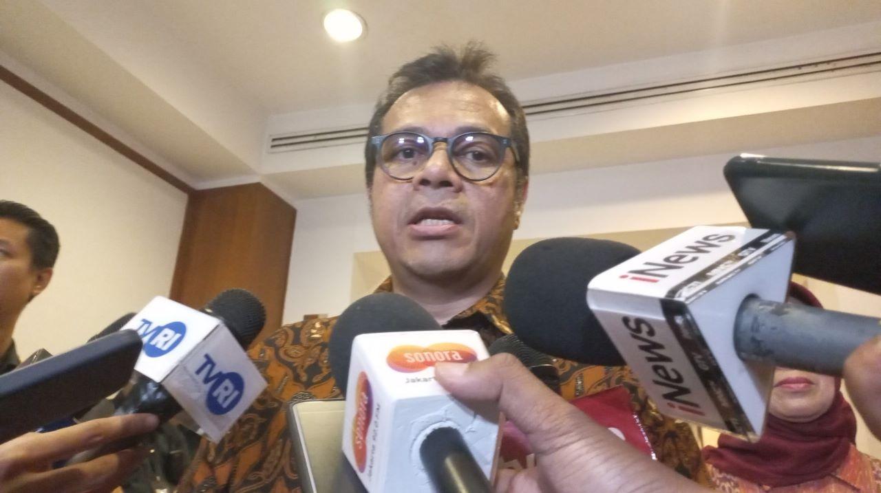 Wakil-Menteri-Komunikasi-dan-Digital-Wamen-Komdigi-Nezar-Patria-usai.jpg