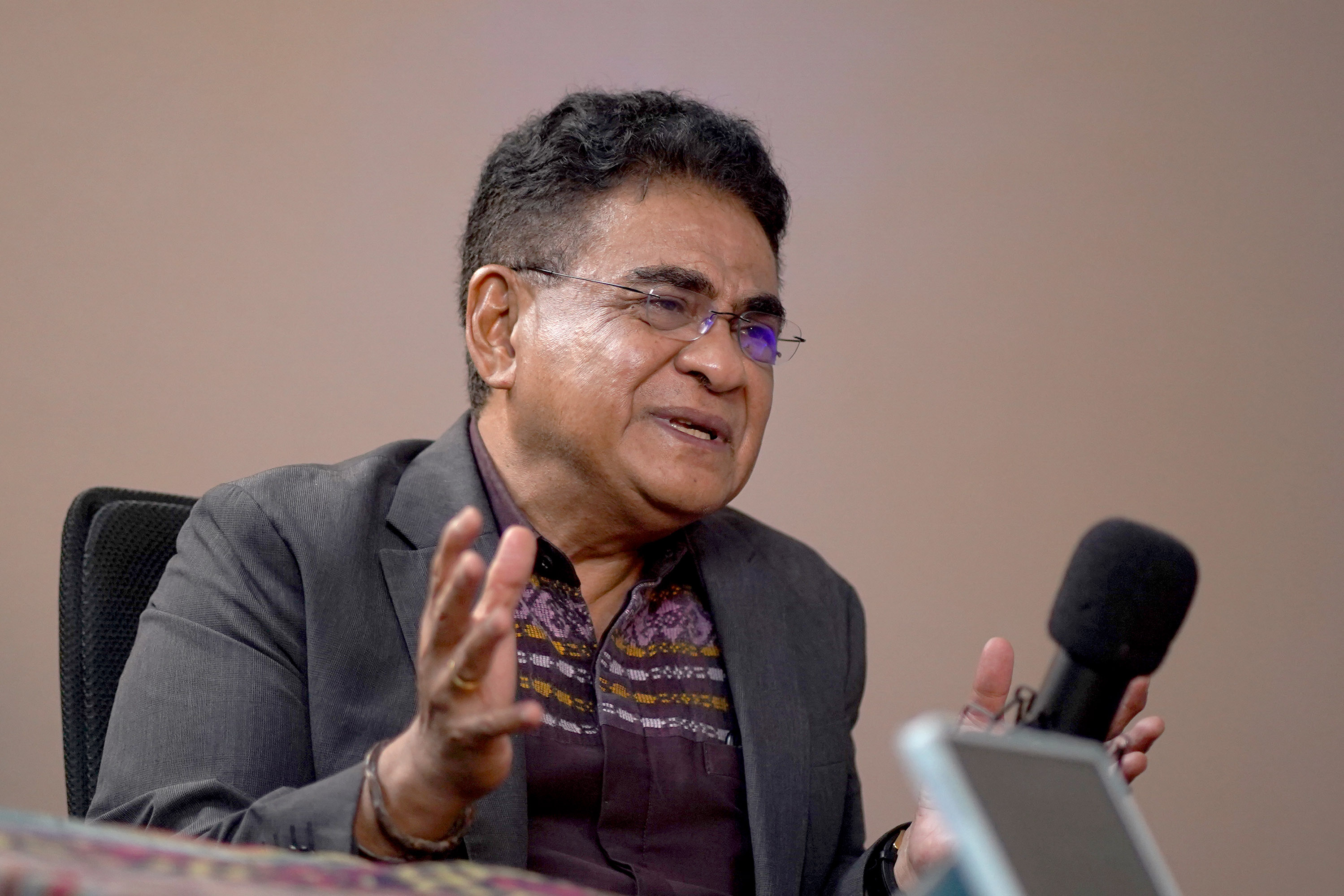 Wawancara-Eksklusif-dengan-Politisi-PDIP-Andreas-Hugo-Pareira_20260114_222712.jpg