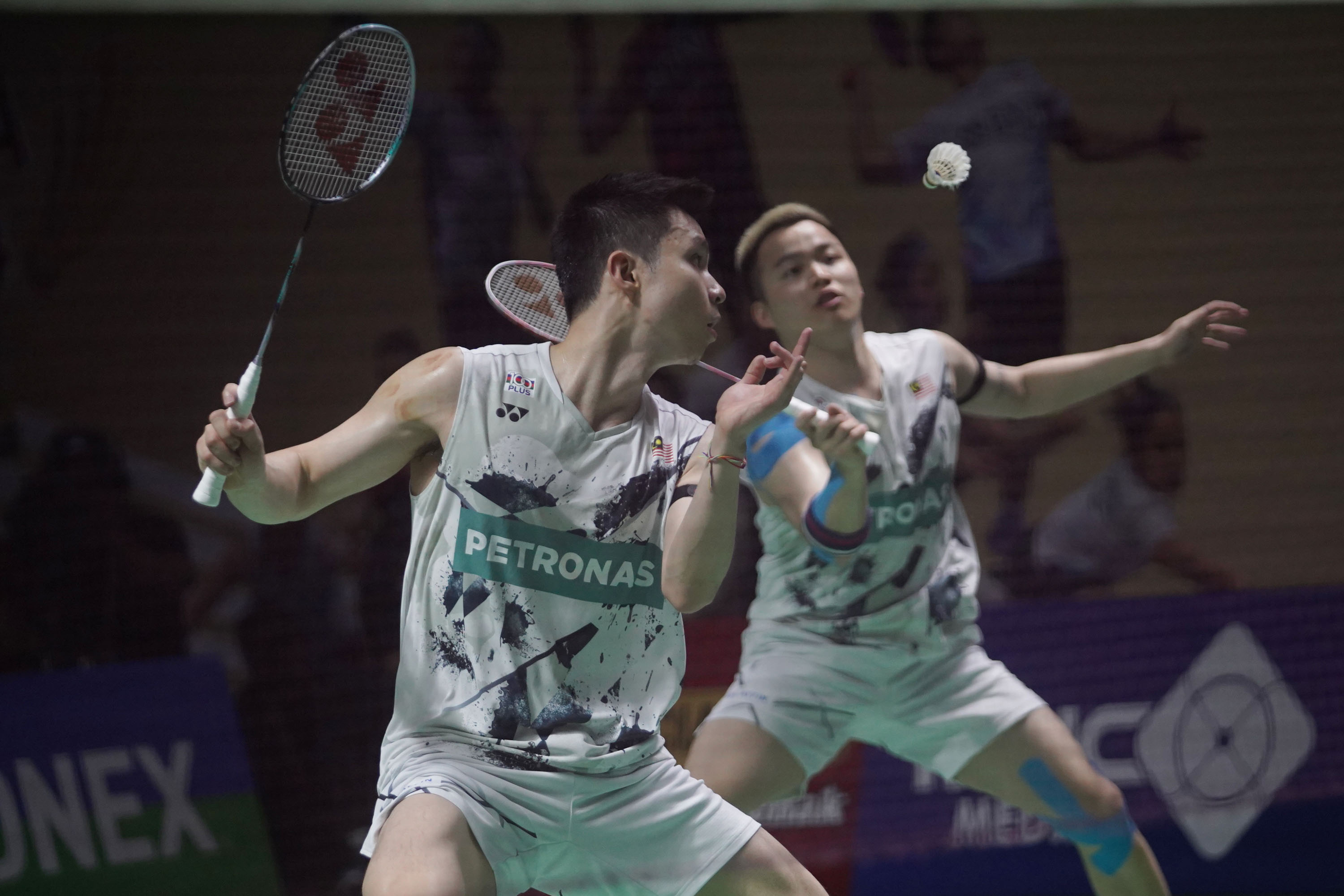 Toliq uzunlikdagi semiz pornoni onlayn tomosha qiling Klitorlarini ishqalayotgan ayollarning yaqindan surati