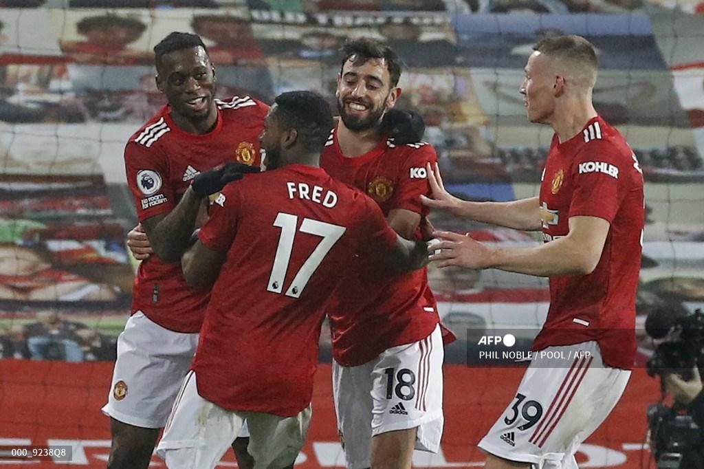 aaron-wan-bissaka-cetak-gol-ke-gawang-the-saints.jpg