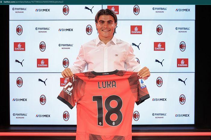 ac-milan-meresmikan-perekrutan-pemain-lazio-luka-romero.jpg