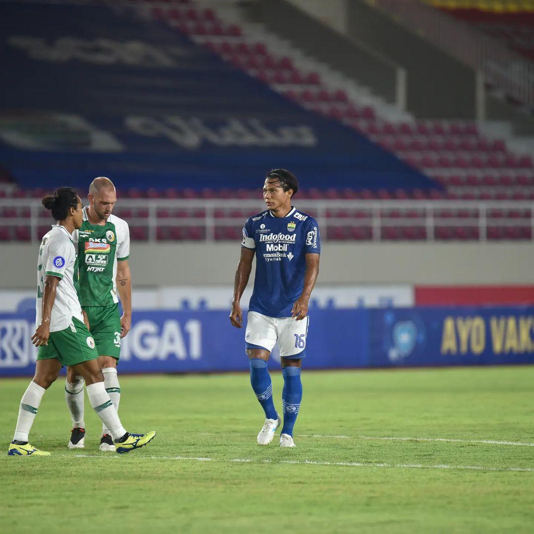 achmad-jufriyanto-mengenakan-ban-kapten-persib-bandung.jpg