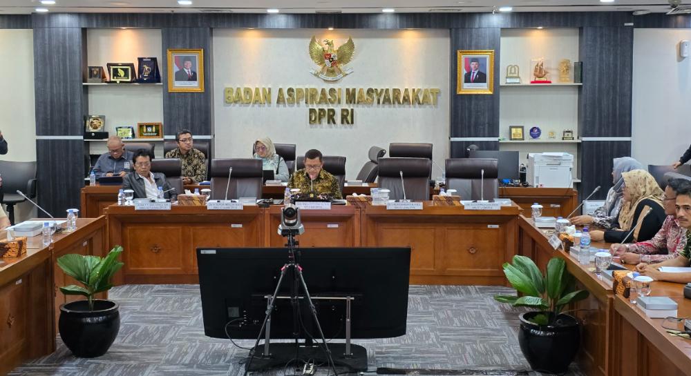 Pedagang Thrifting Ngadu ke DPR Minta Dilegalkan