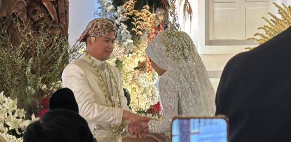Prabowo dan Jokowi Menjadi Saksi Pernikahan Sekretaris Pribadi Presiden, Agung Surahman