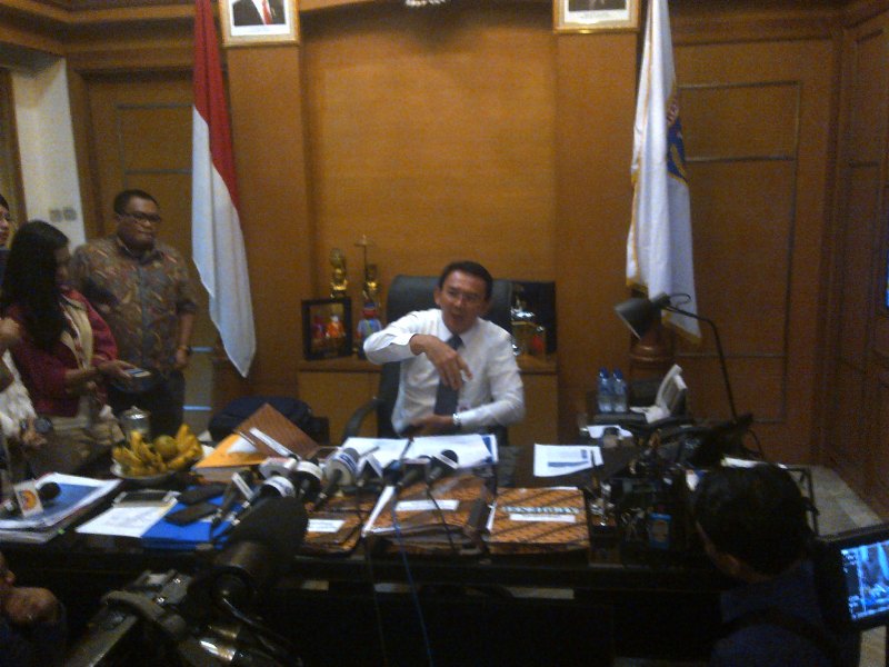 ahok-basuki-nih2_20141209_153328.jpg