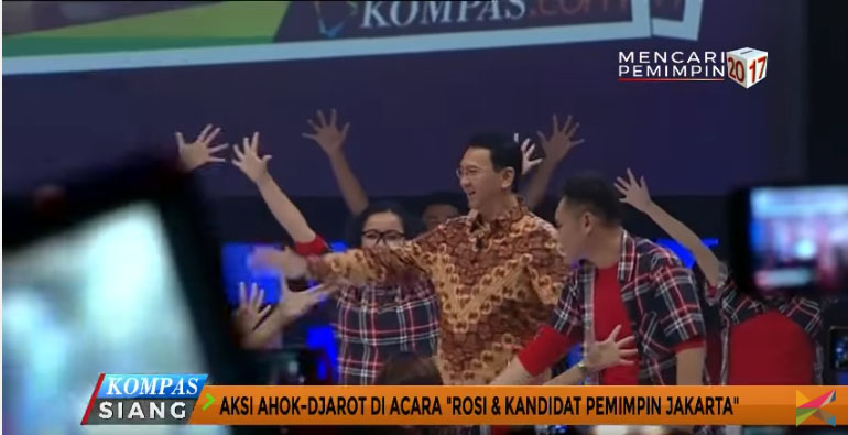 ahok-djarot-berjoget-dan-bernyanyi_20170403_172230.jpg