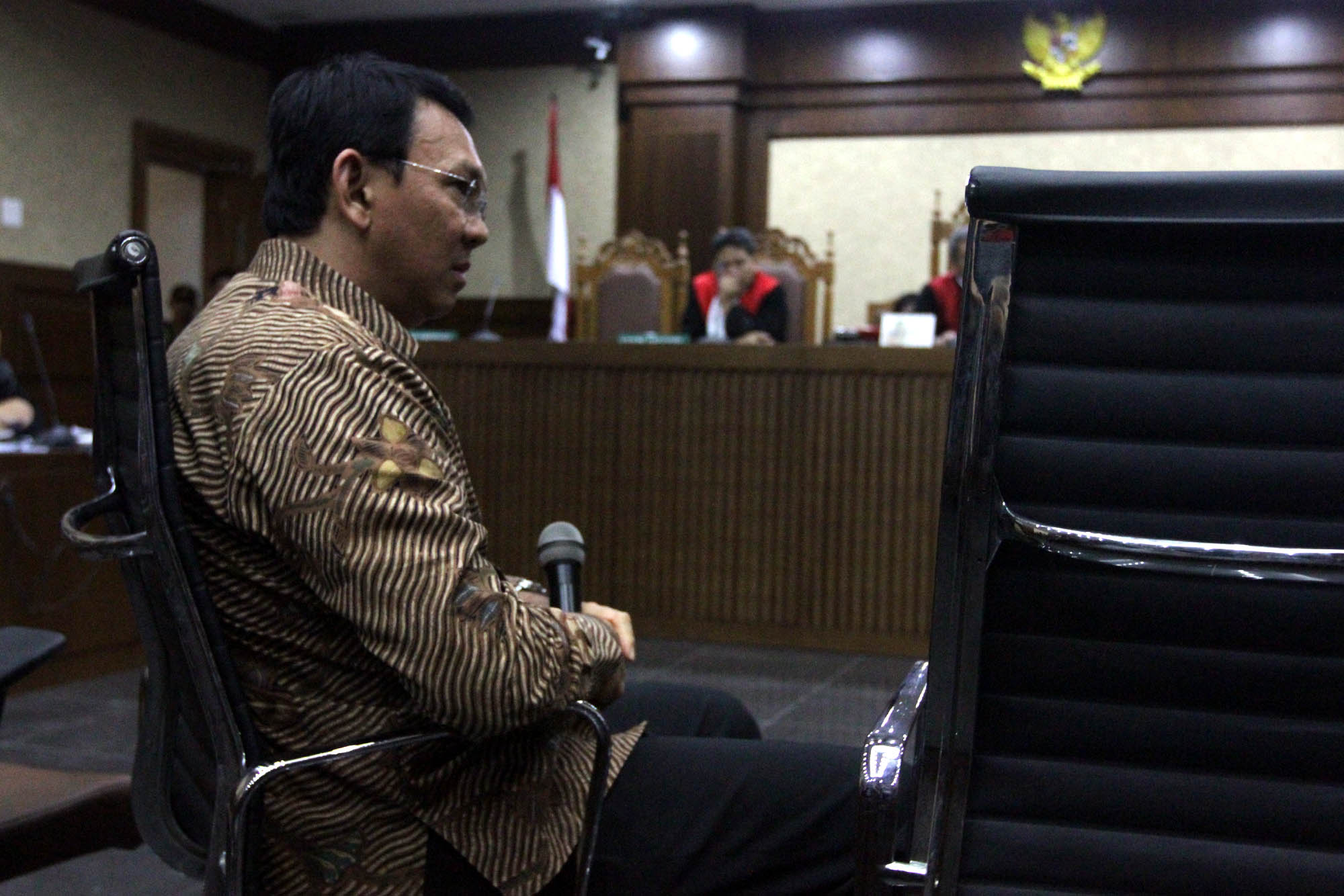 ahok-jadi-saksi-sidang-ups-di-p-tipikor_20160205_124607.jpg