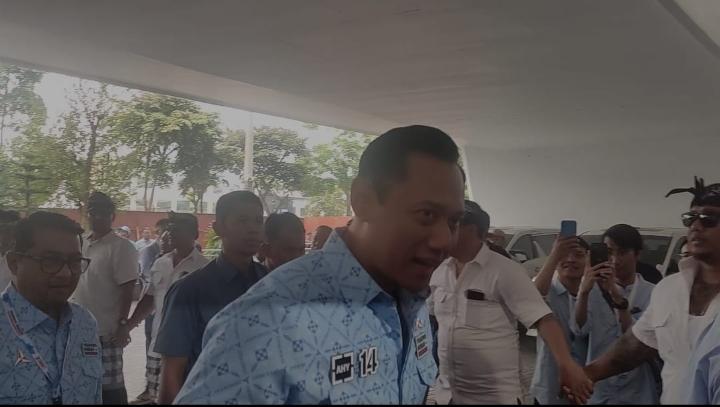 ahy-saat-hadiri-kampanye-akbar-prabowo-gibran.jpg