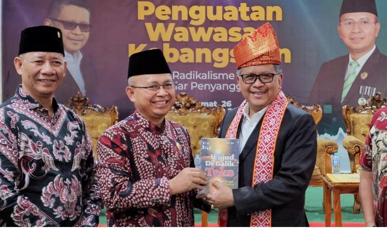 aikan-pagh.jpg
