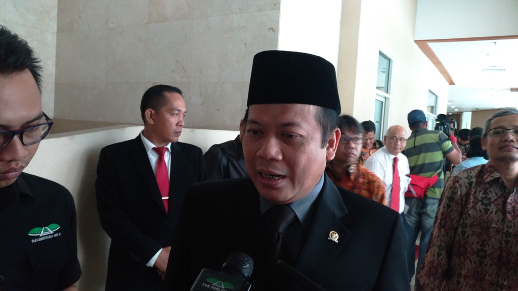 akil-ketua-dpr-taufik-kurniawan_20170706_161714.jpg
