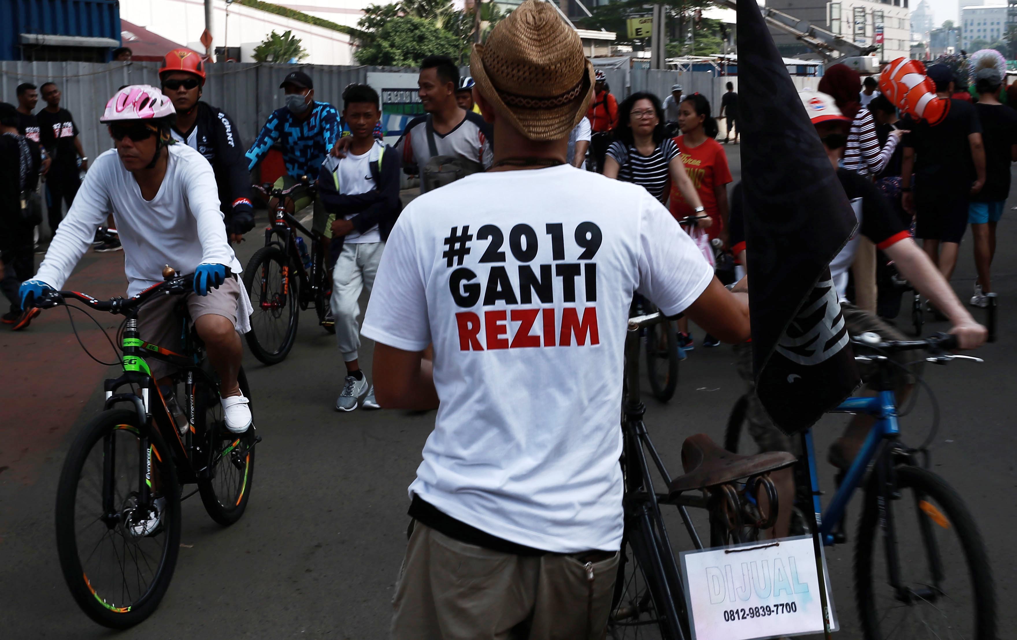 aksi-9gantipresiden-mewarnai-cfd_20180429_150658.jpg