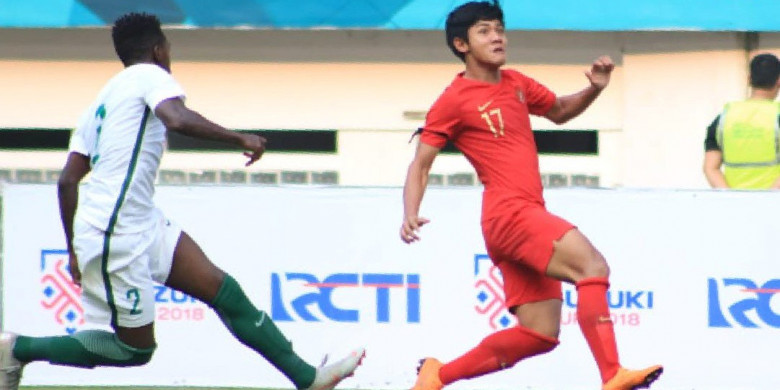 aksi-bek-kiri-timnas-u-19-indonesia-firza-andika_20181013_195137.jpg