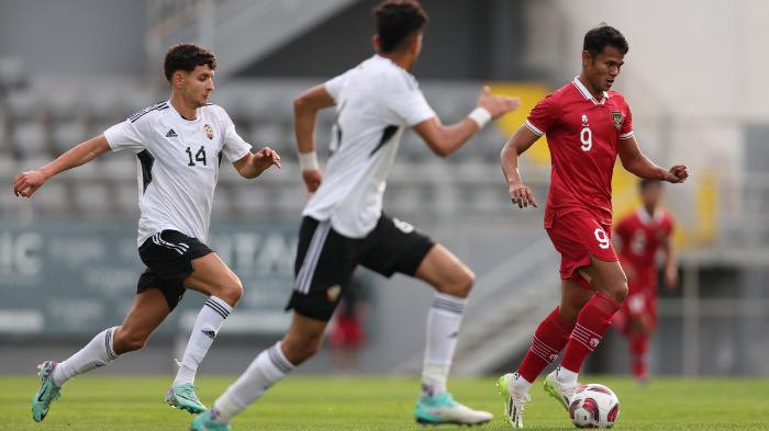 aksi-dimas-drajad-pada-laga-uji-coba-timnas-indonesia-vs-libya.jpg