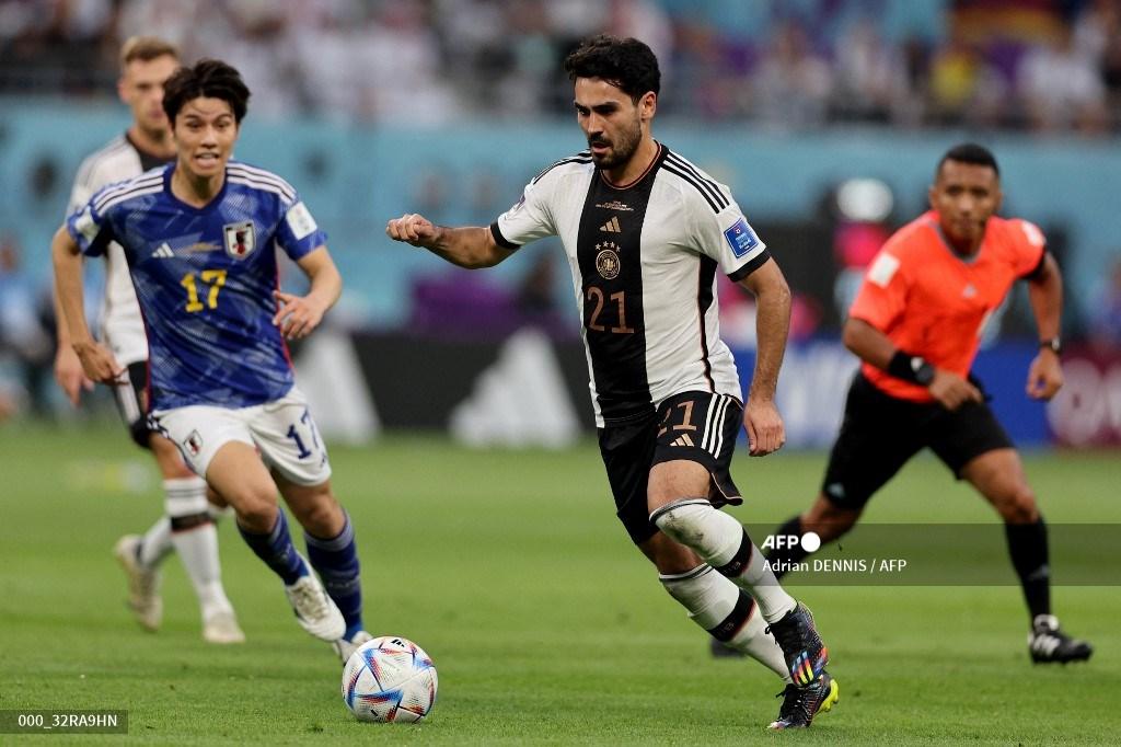aksi-ilkay-gundogan-saat-melawan-jepang-di-piala-dunia-2022.jpg