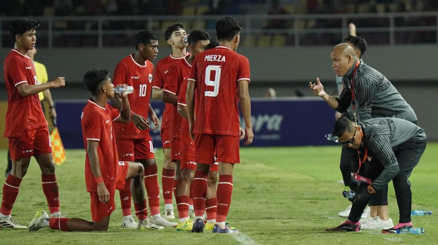 Dicoret! Nova Arianto Tutup Pintu Fadly Alberto ke Timnas U20 Indonesia usai Sanksi 3 Tahun