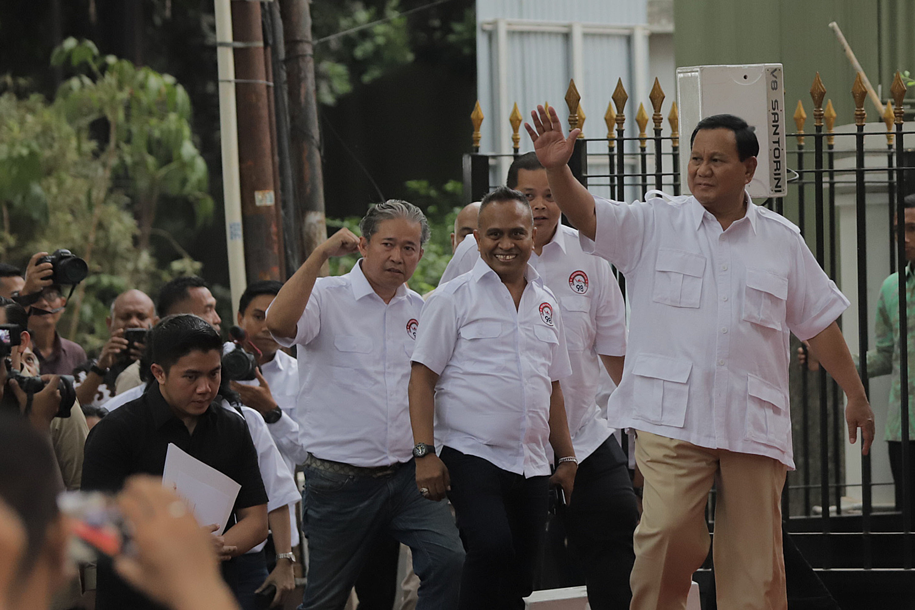 aktivis-98-dukung-prabowo-sebagai-bacapres-2024_20231011_200957.jpg