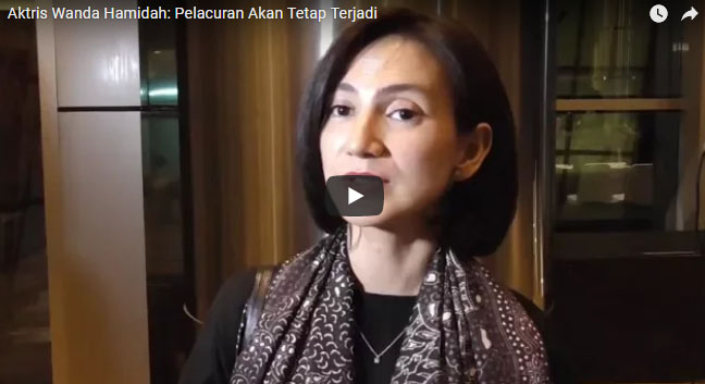 aktris-wanda-hamidah-pelacuran-akan-tetap-terjadi_20171031_151253.jpg