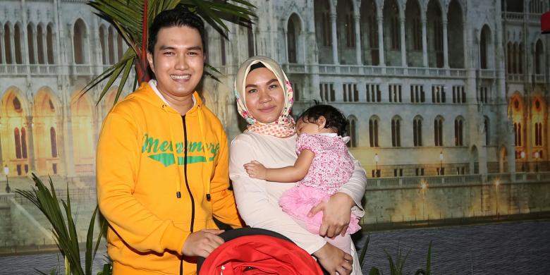 aldi-taher-bersama-istri-giorgia-aisyah_20170105_231733.jpg