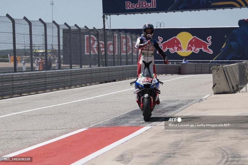 alex-rins-juara-motogp-amerika-2023.jpg