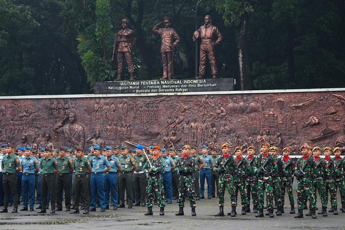 amanatttt-panglima-tni.jpg