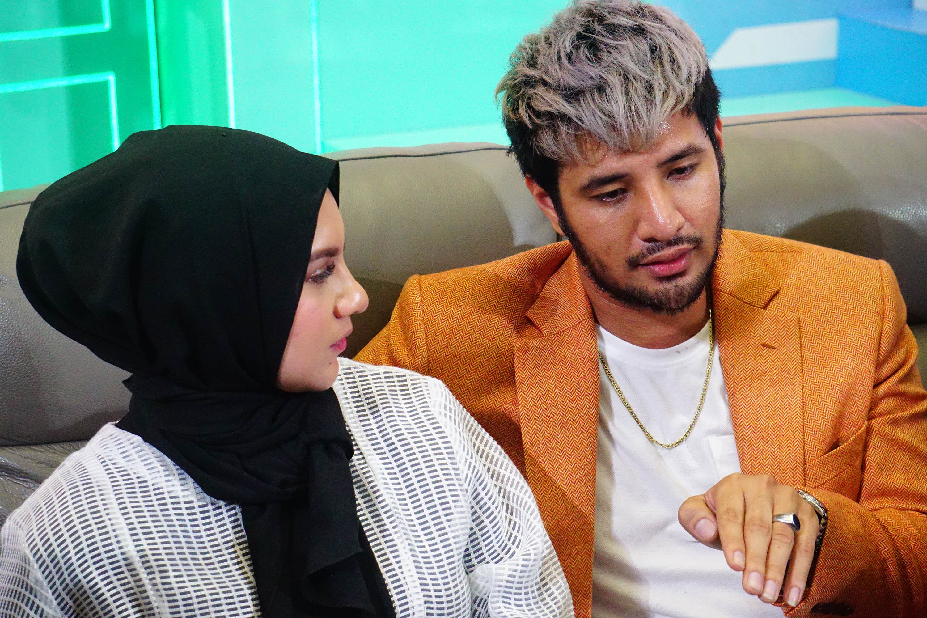 ammar-zoni-dan-irish-bella-menunggu-kelahiran-bayi-kembar-mereka_20190915_205530.jpg