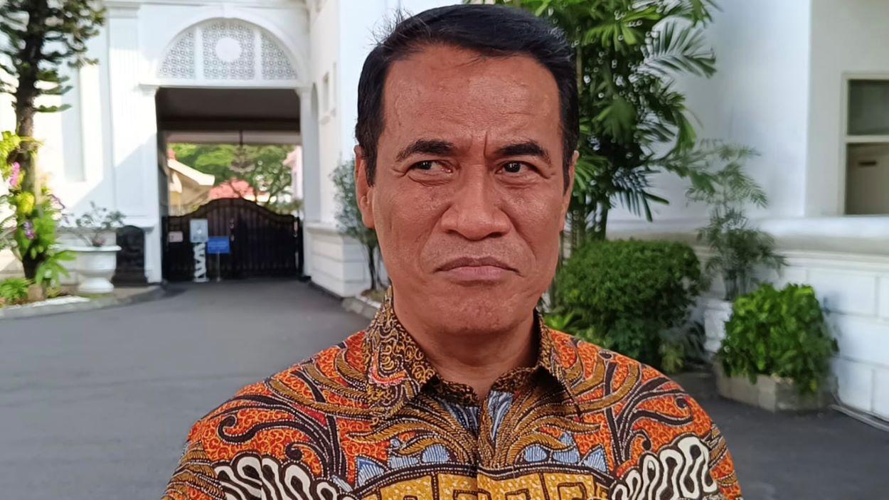 amran-sulaiman-ke-istana-ok.jpg