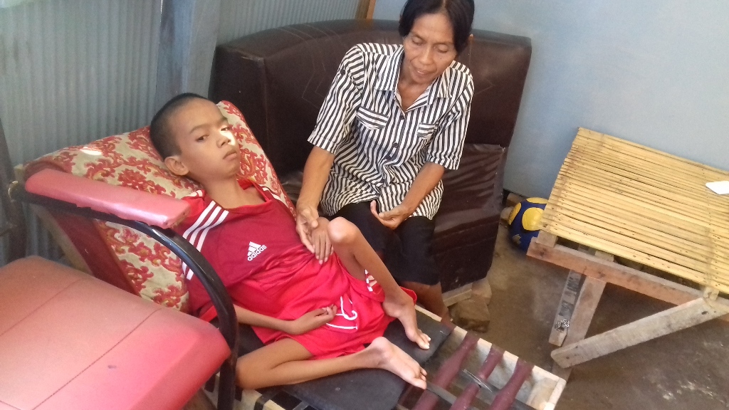 anak-lumpuh_20160915_212353.jpg