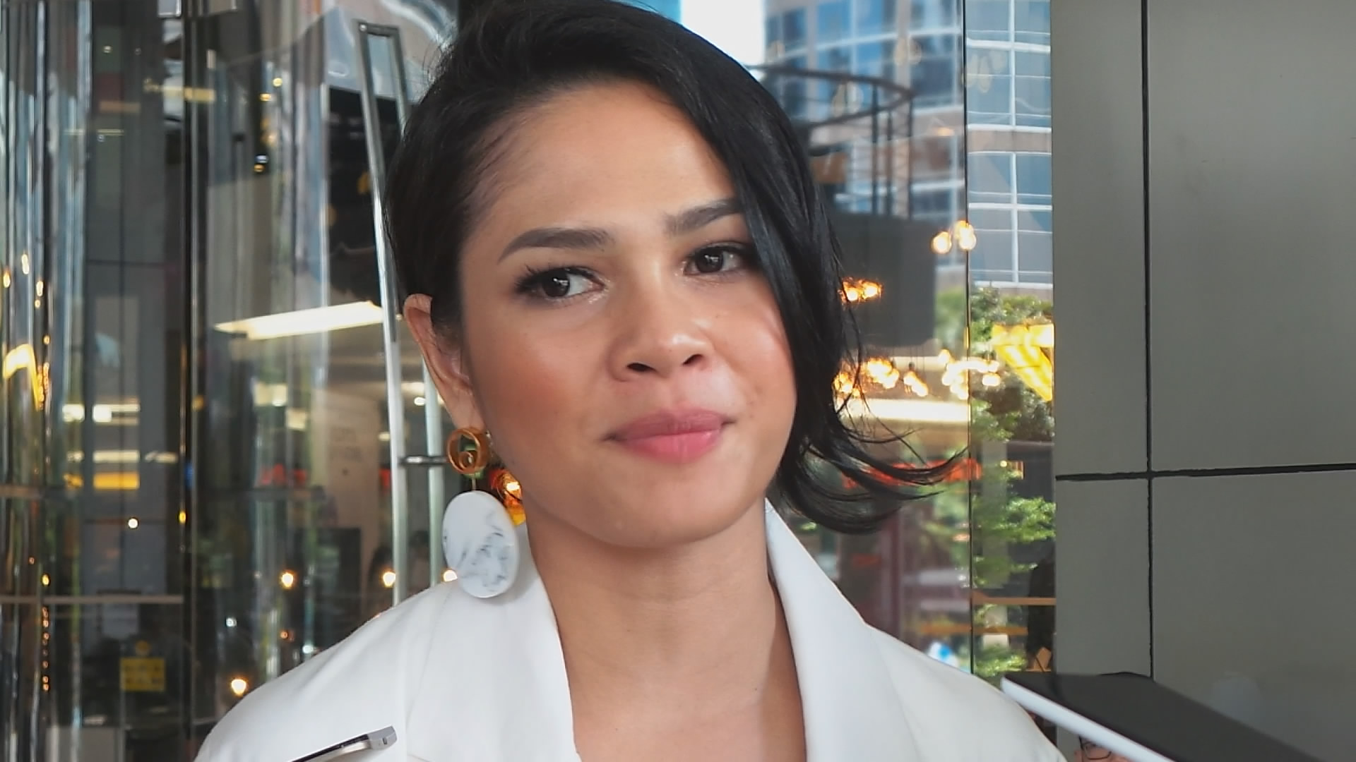 andien-aisyah-mengaku-beri-pertolongan-penderita-kanker-payudara_20160218_151931.jpg