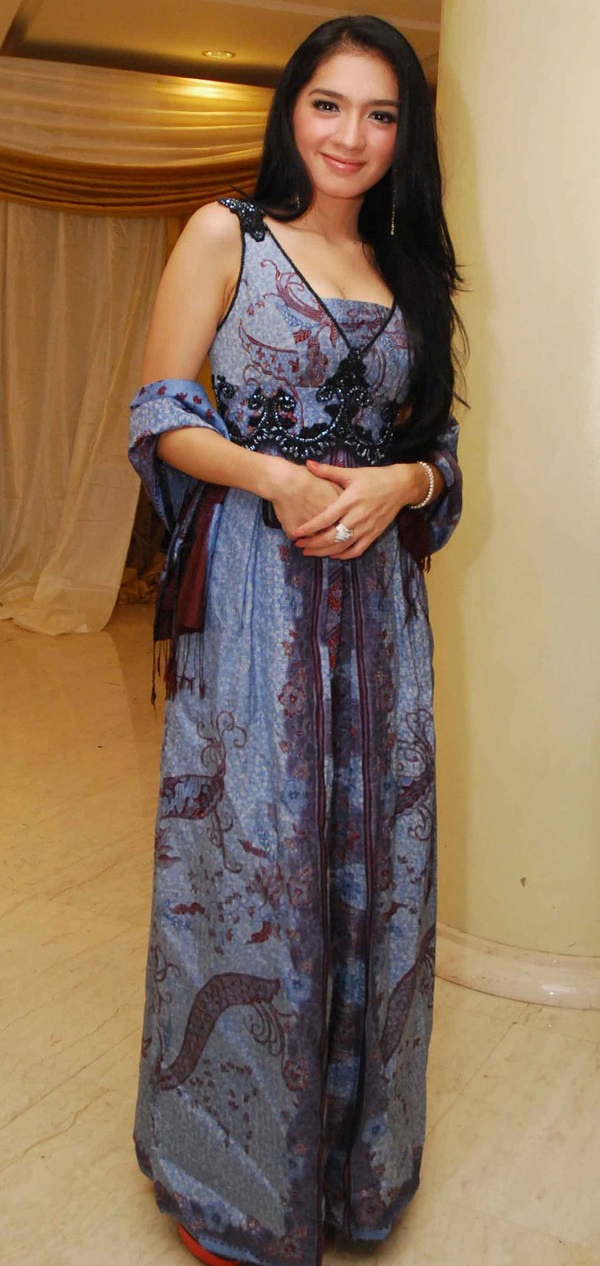 angel-karamoy_20150421_215738.jpg