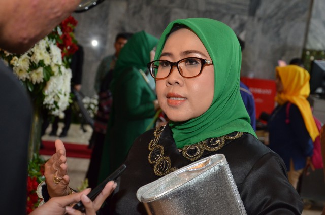 anggota-komisi-vi-siti-mukaromah_20160906_172946.jpg
