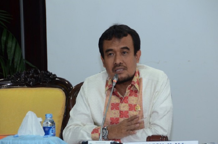 anggota-komisi-vii-dpr-ri-rofi-munawar_20160818_152032.jpg