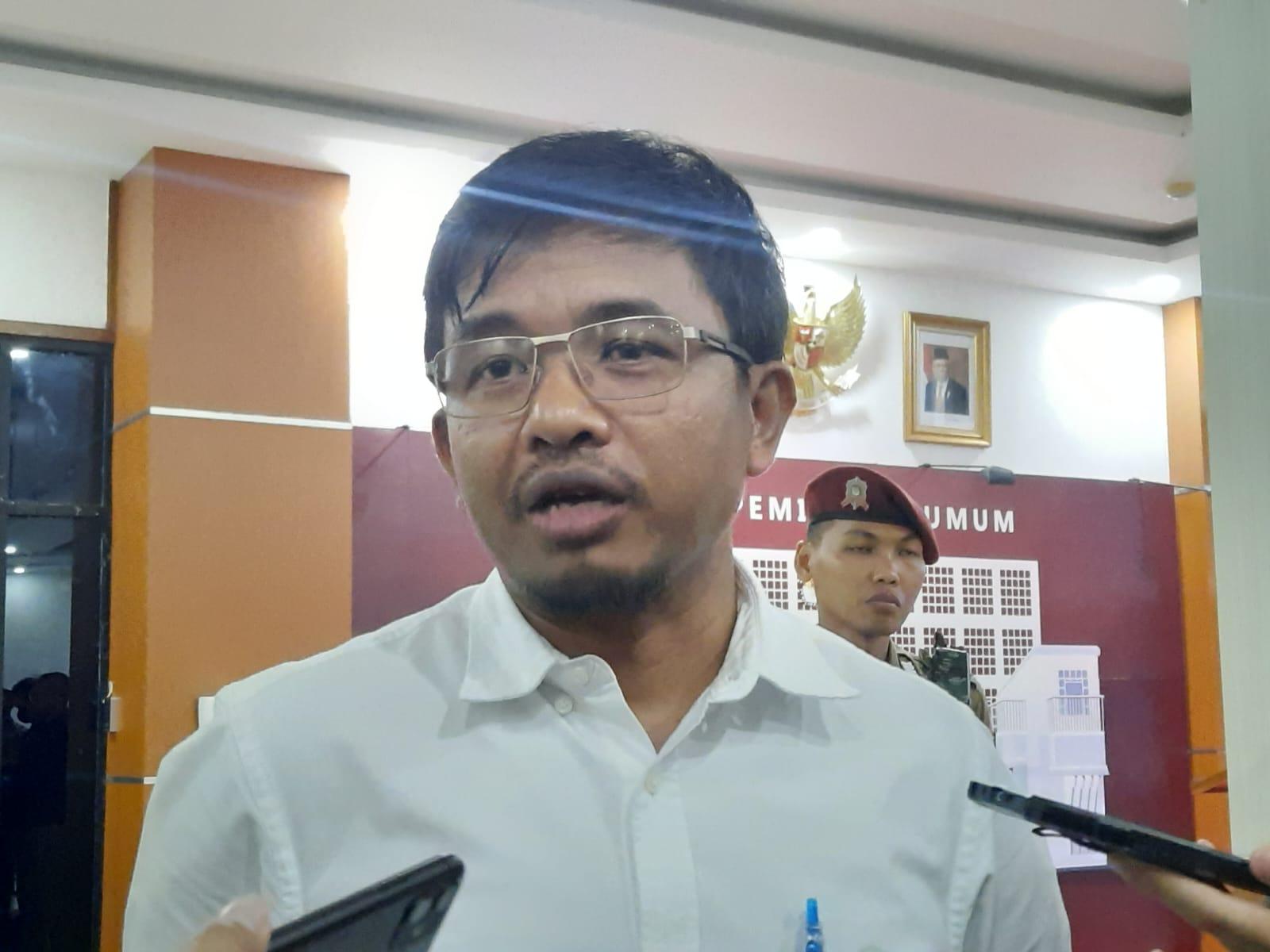 anggota-kpu-idham-holik.jpg