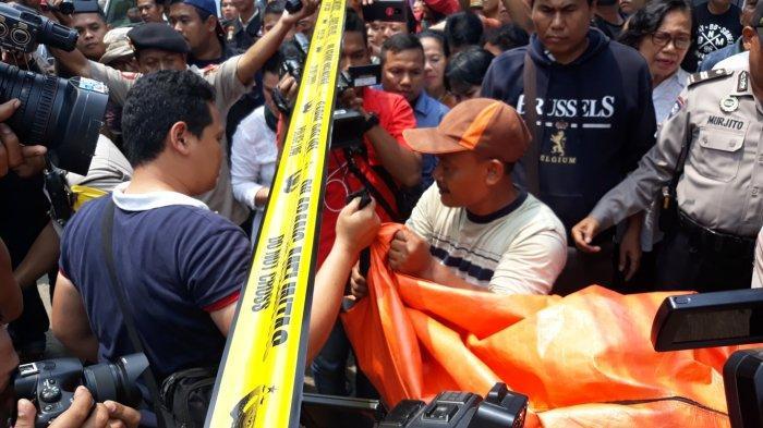 anggota-satu-keluarga-di-bekasi-ditemukan-tewas-diduga-korban-pembunuhan.jpg