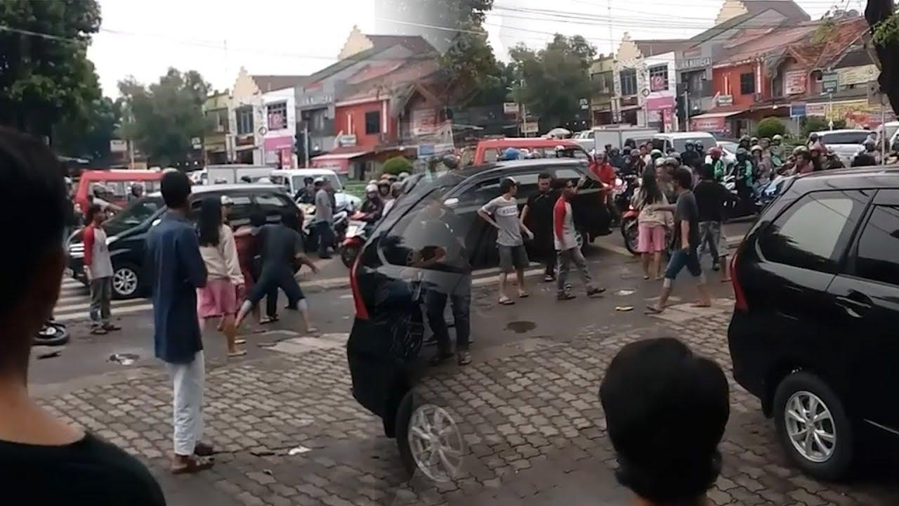 anggota-tni-dikeroyok-7-petugas-parkir-setelah-terlibat-cekcok-selamat-berkat-ada-teman-yang-lewat.jpg