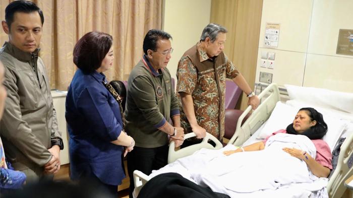 ani-yudhoyono-sakit-kanker-darah.jpg