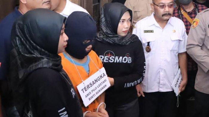 anis-puji-lestari-instruktur-senam-di-kabupaten-ngawi.jpg
