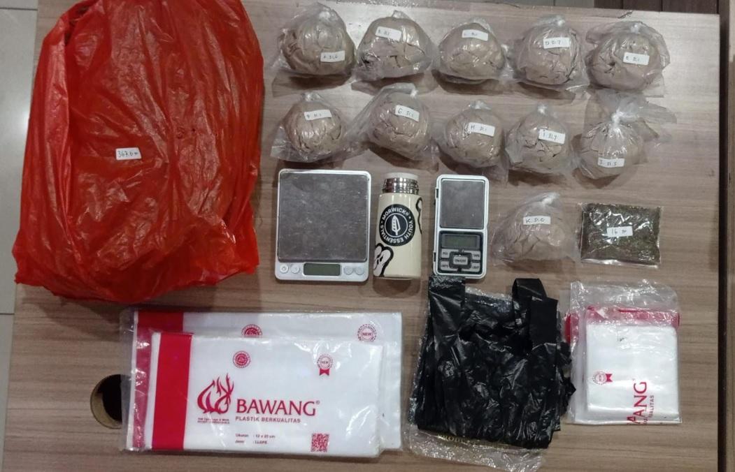 ankan-dalam-operasi-di-wila-102025-dini-hariff.jpg