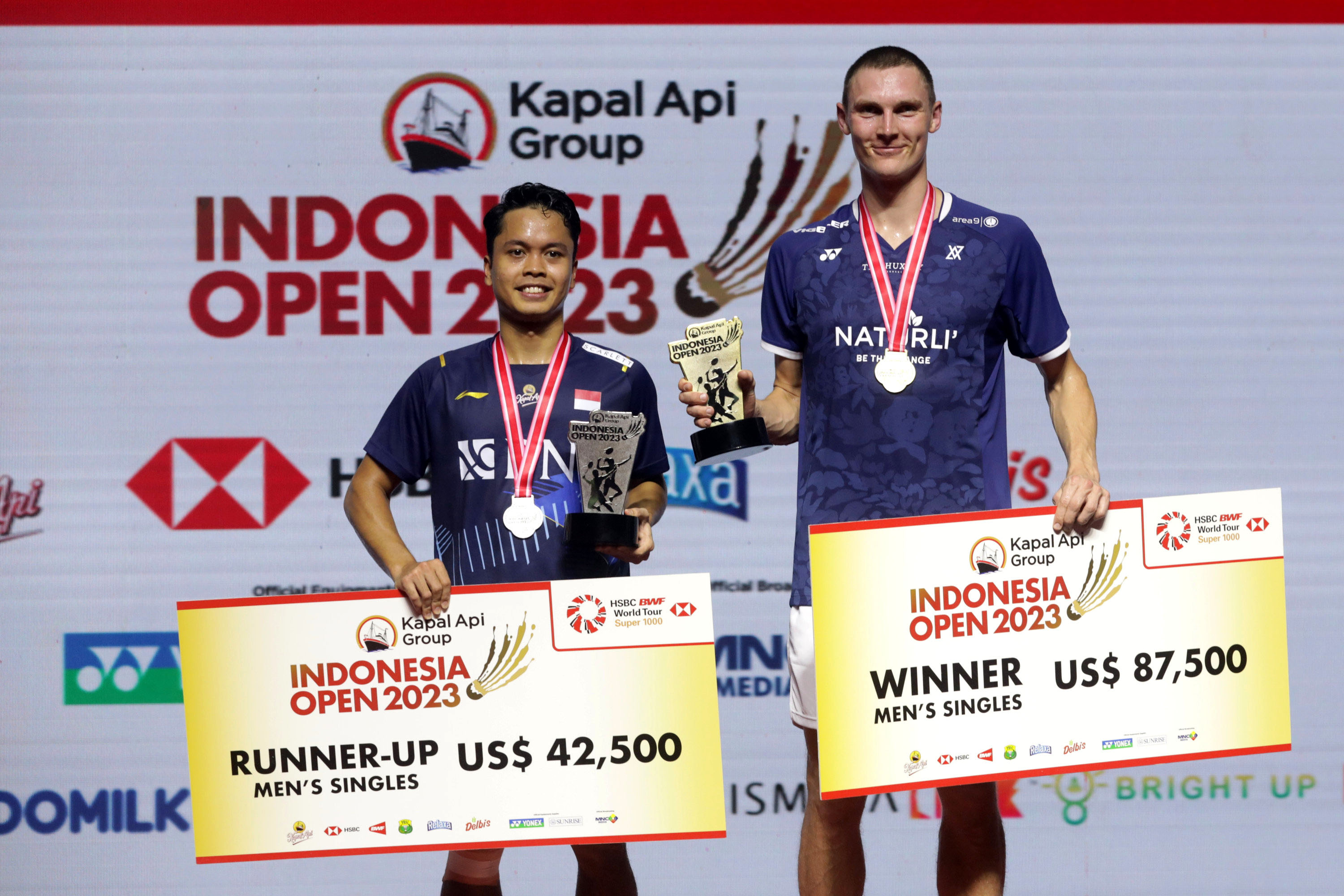 anthony-ginting-gagal-juara-indonesia-open-2023_20230618_202625.jpg