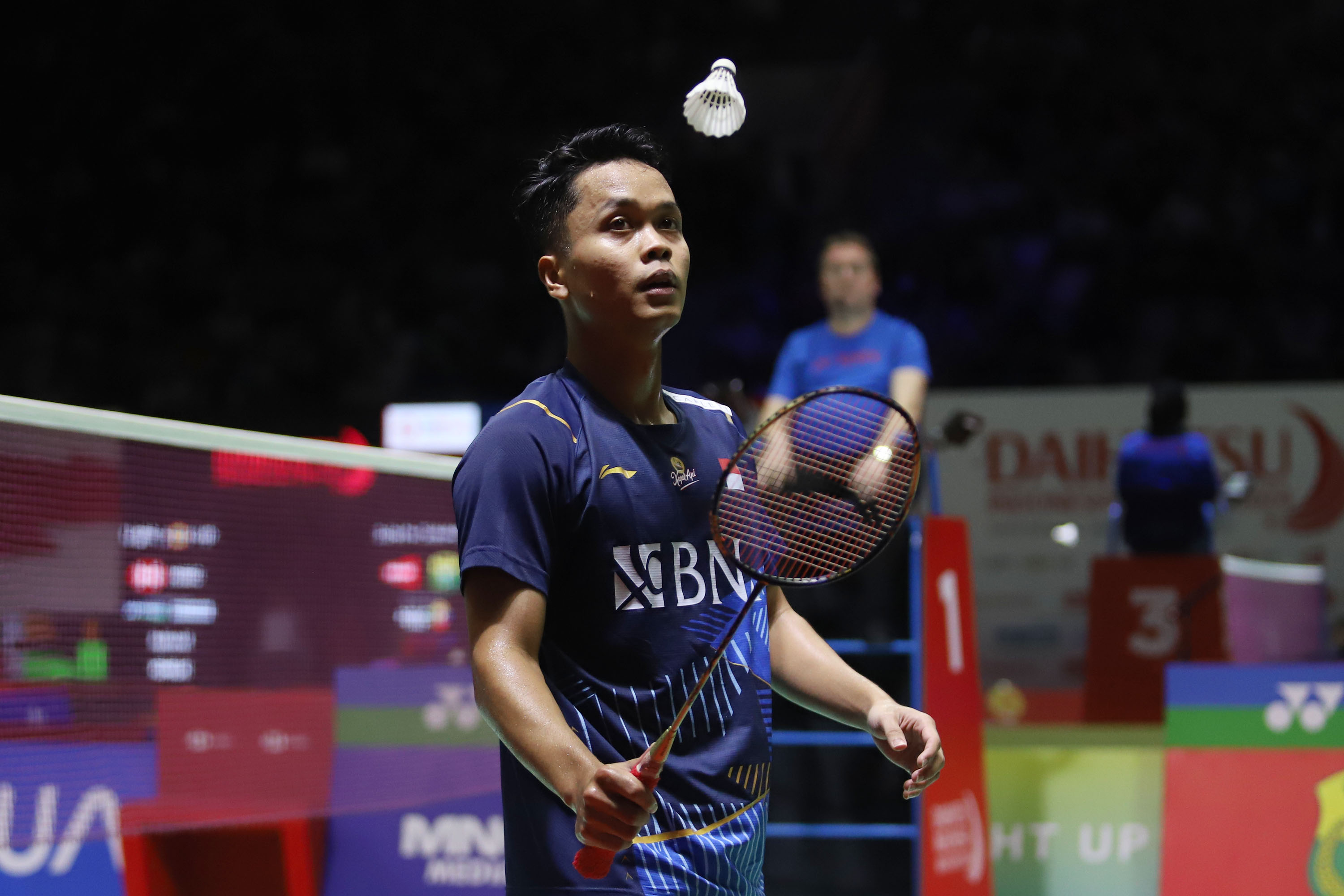 Trahun frantsuz porno kanali